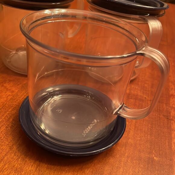 Set of 3 Tupperware Acrylic Cups with Lids/Coasters - Picture 4 of 10